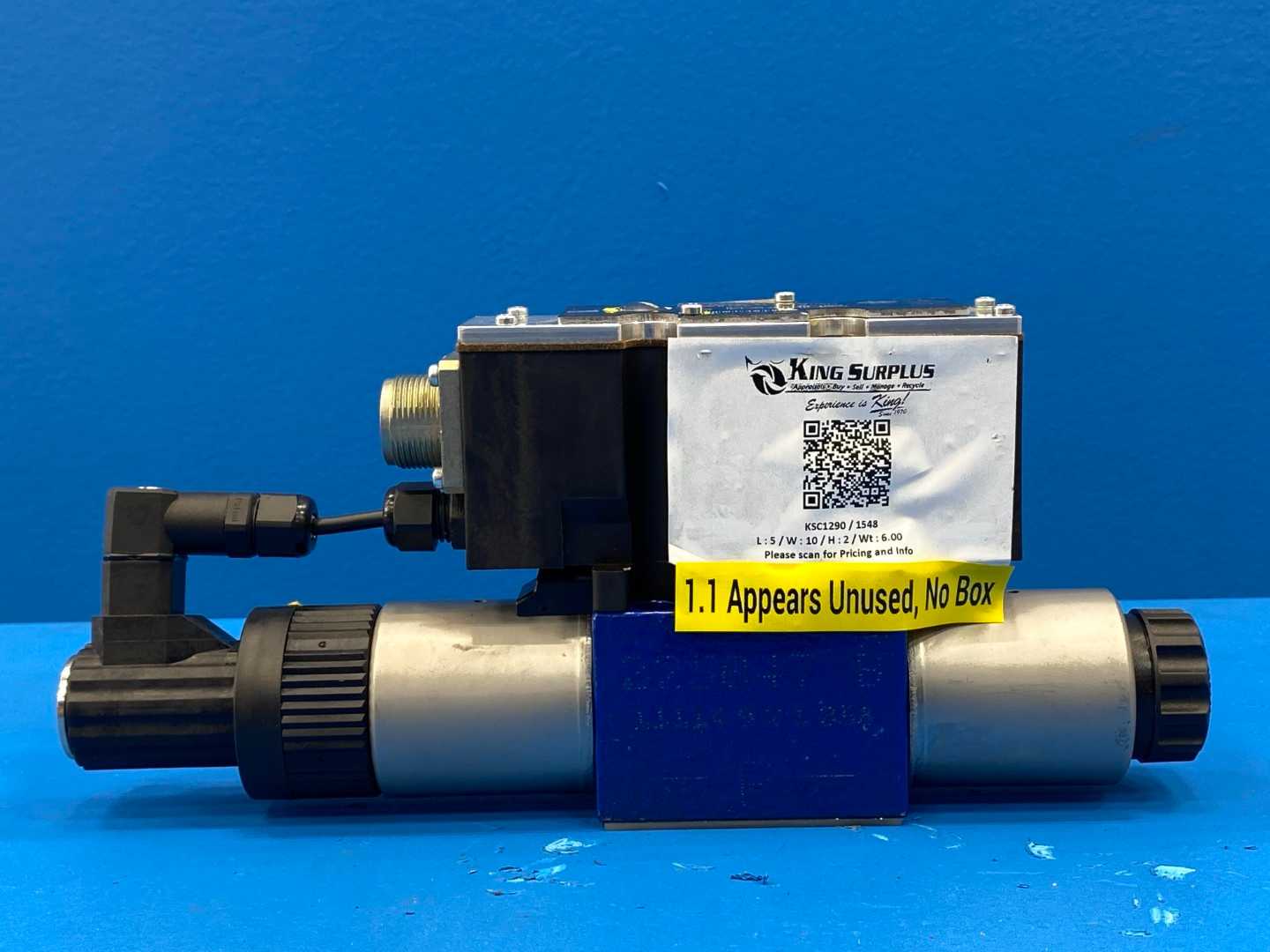 Rexroth R900923000, 4WREE 6 WO8-24/G24K31/A1V, Hydraulic Control Valve