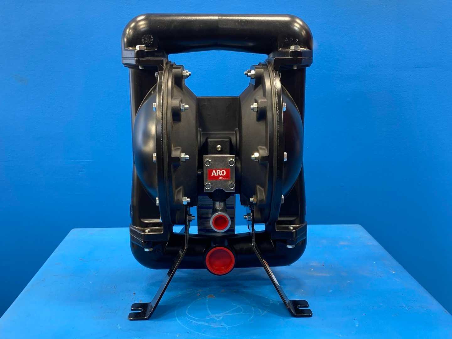 ARO 666150-362-C, 1-1/2" Metal Diaphragm Pump