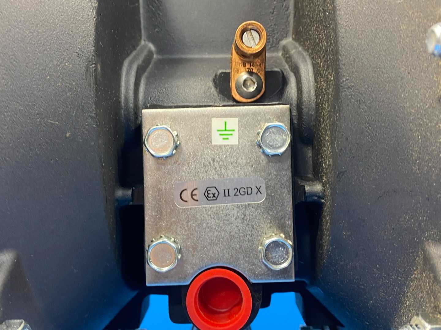 ARO 666150-362-C, 1-1/2" Metal Diaphragm Pump