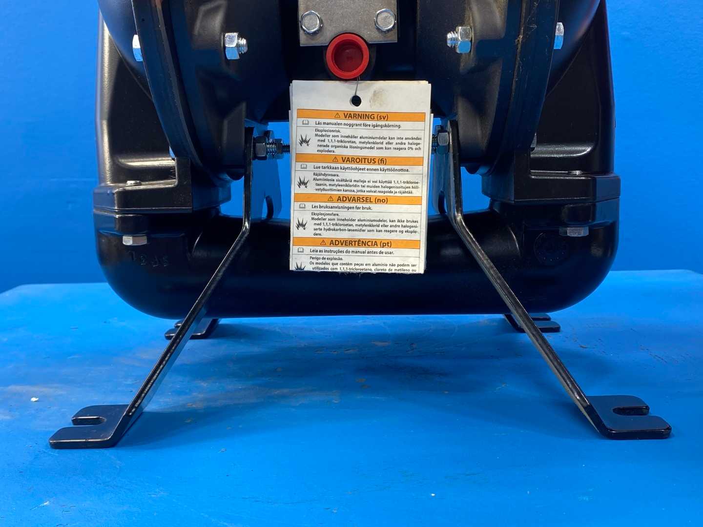 ARO 666150-362-C, 1-1/2" Metal Diaphragm Pump
