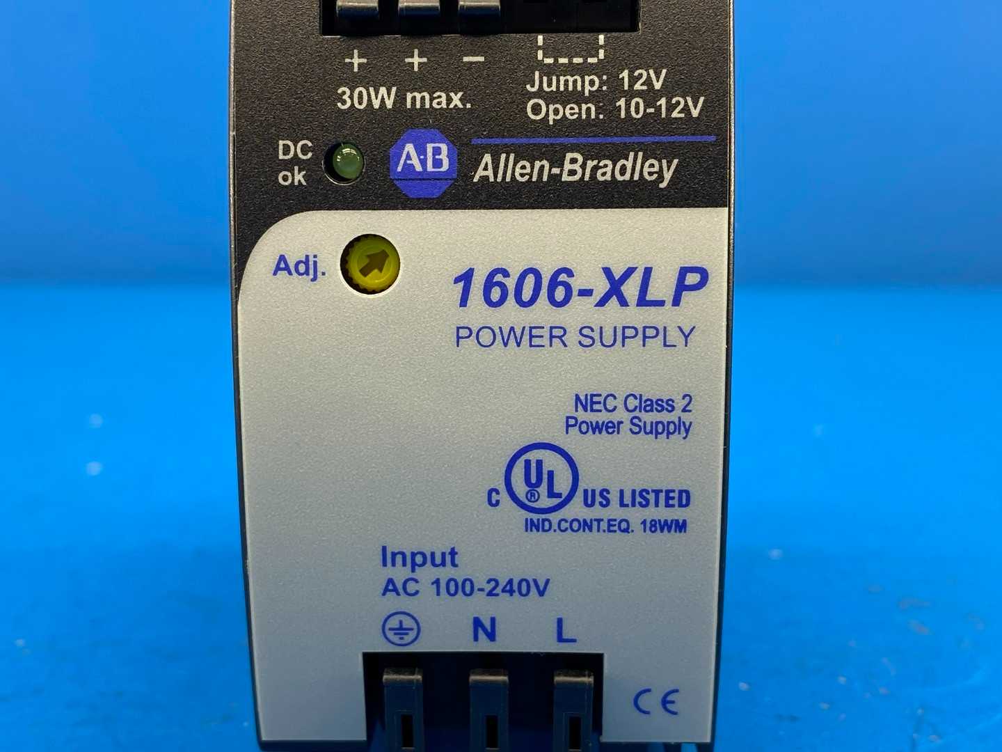 Allen-Bradley 1606-XLP30B Series A, 100-240V, DC 110-300V