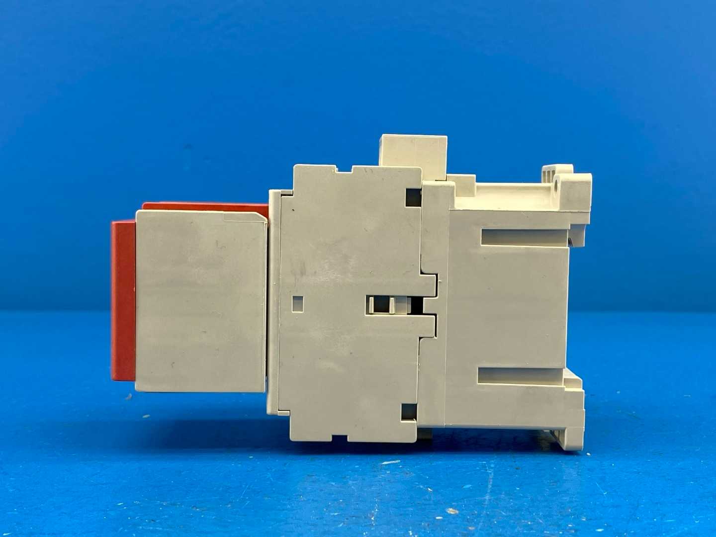 Allen-Bradley 700S-CF440EJC, Safety Control Relay Series A