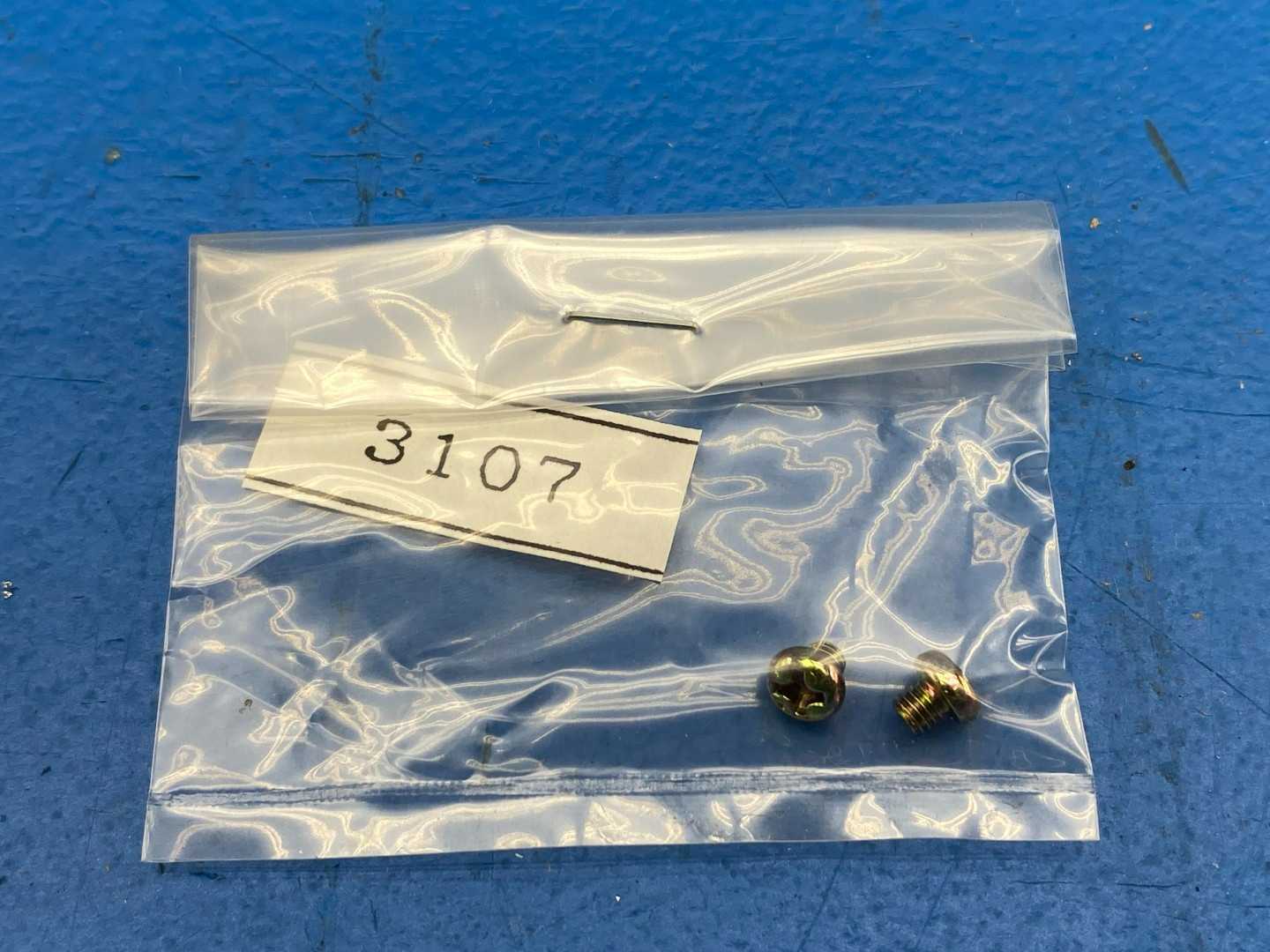 Honeywell H915A2014 Proportioning Humidity Control 30-80% RH , 135 OHM