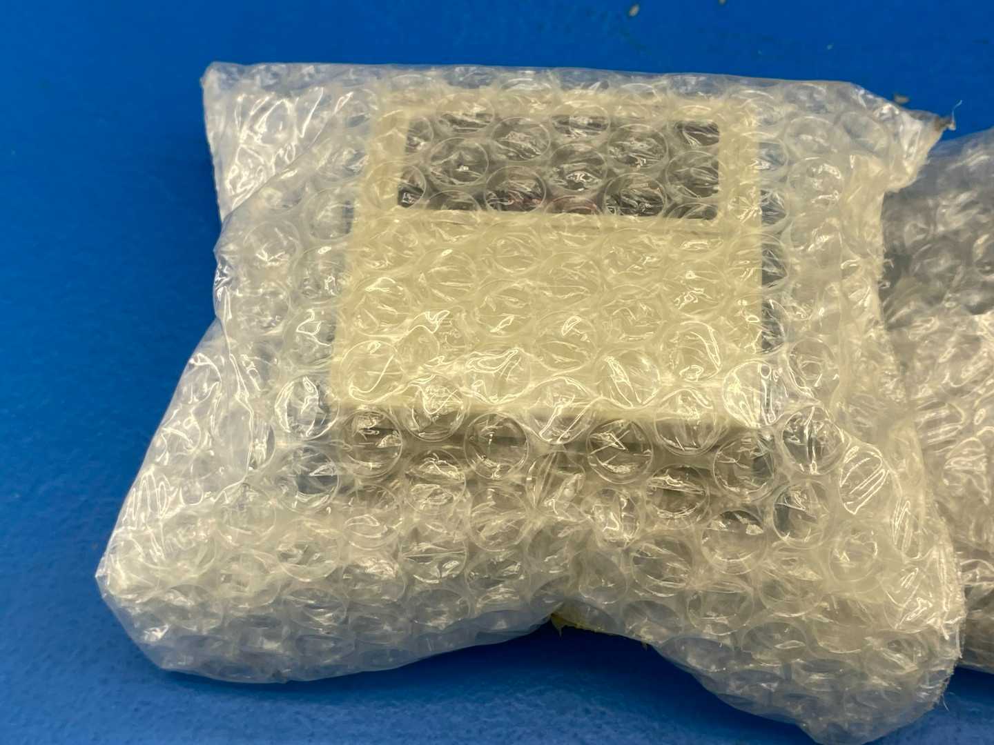 Honeywell H915A2014 Proportioning Humidity Control 30-80% RH , 135 OHM