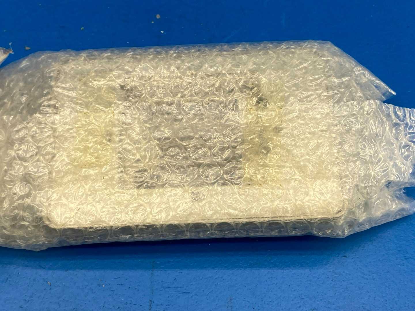 Honeywell H915A2014 Proportioning Humidity Control 30-80% RH , 135 OHM
