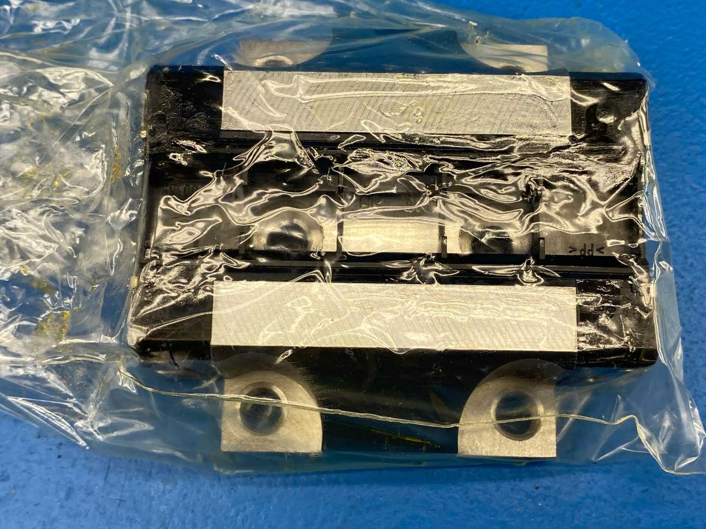 Rexroth R165171420 Ball Runner Block Carbon Steel KWD-030-FNS-C1-N-1