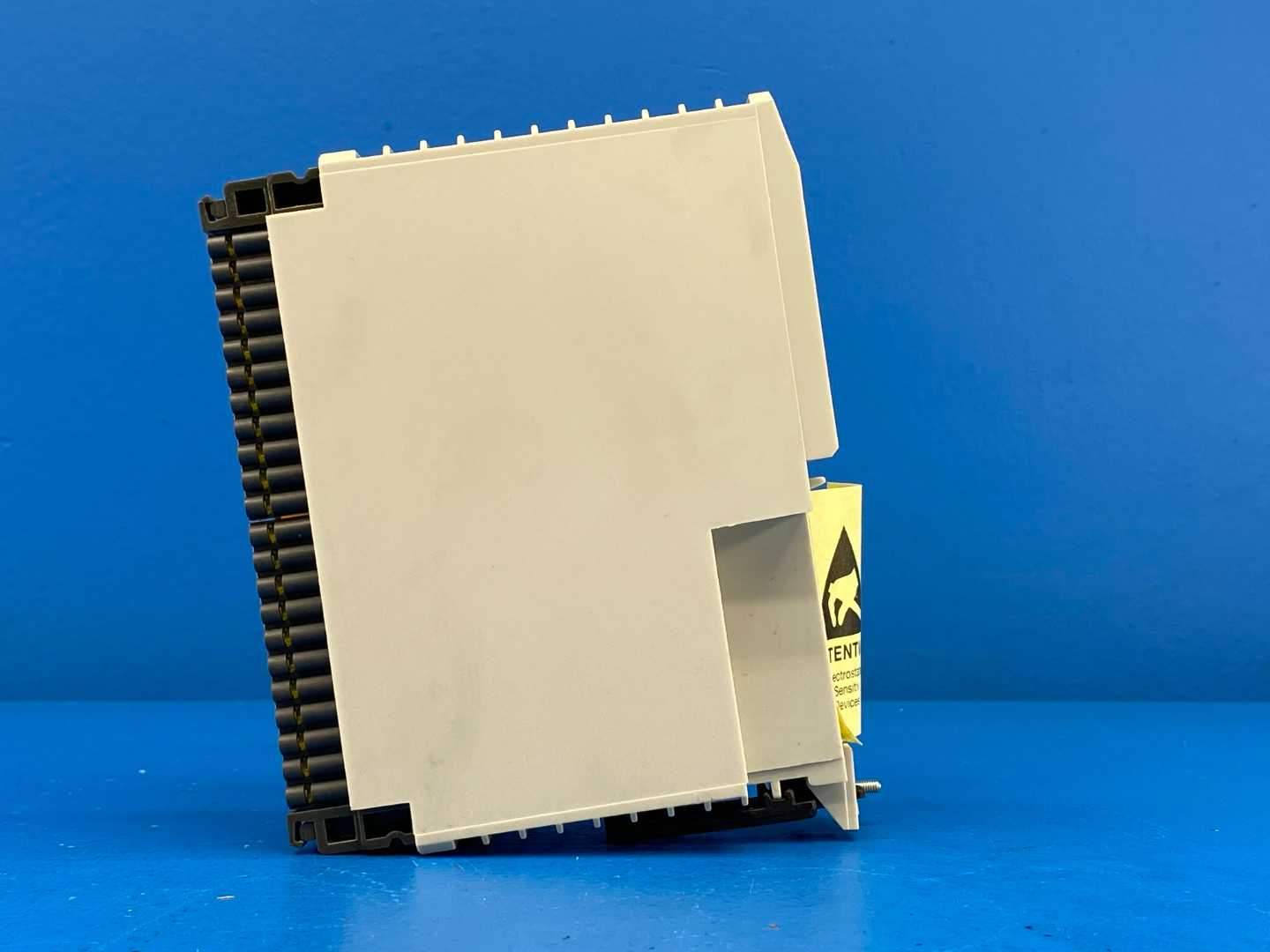 Schneider Electric AS-BDEP-210, Discrete Input Module 8x115