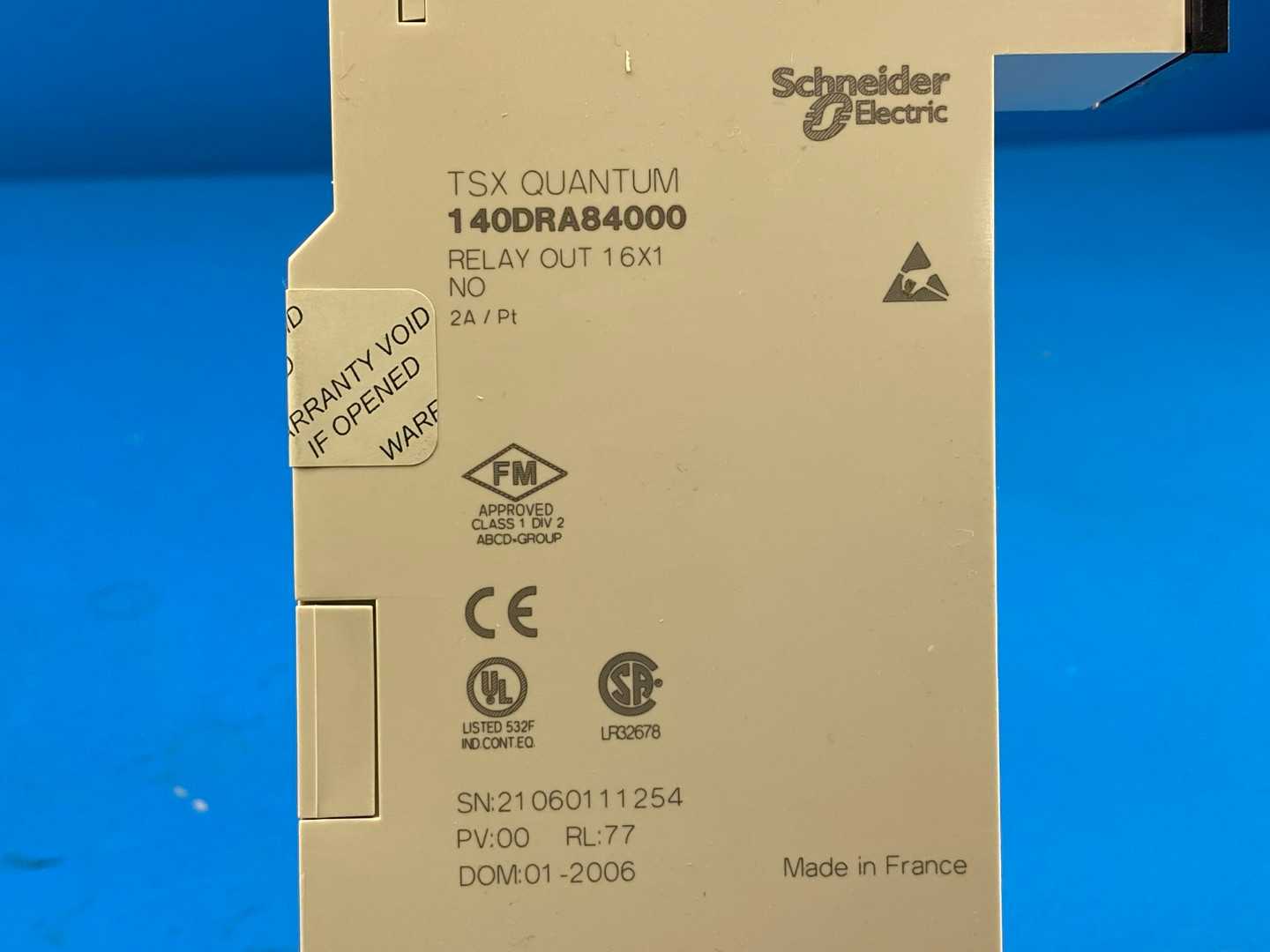 Schneider Electric 140DRA84000 Relay Output Module Modicon Quantum 16-Point 240VAC 2A