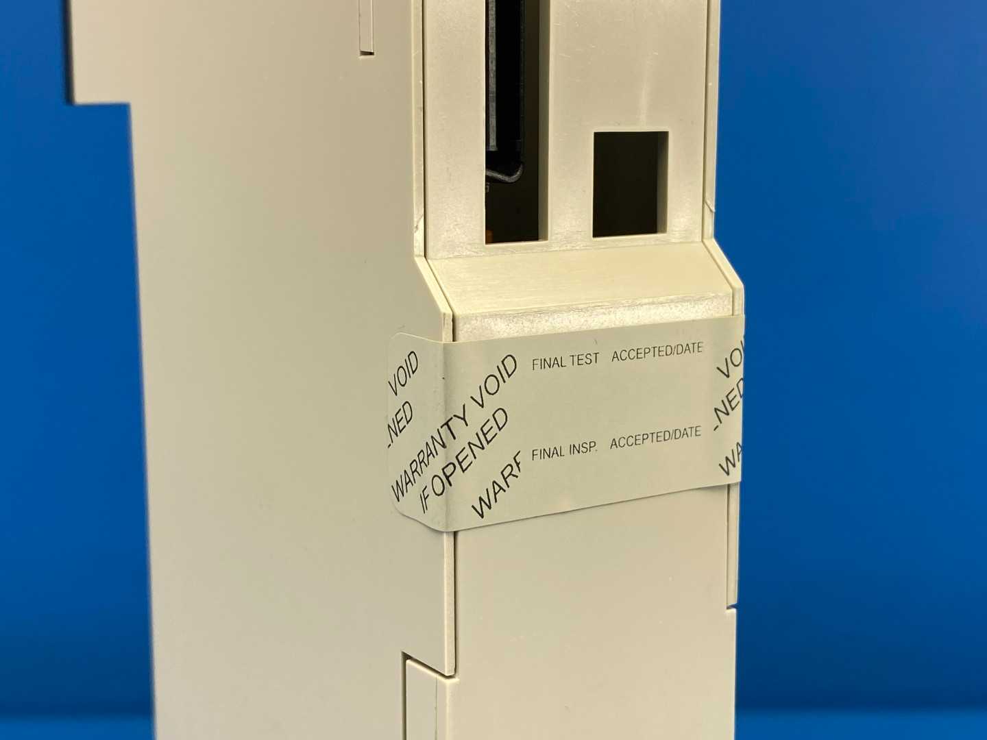 Schneider Electric 140DRA84000 Relay Output Module Modicon Quantum 16-Point 240VAC 2A