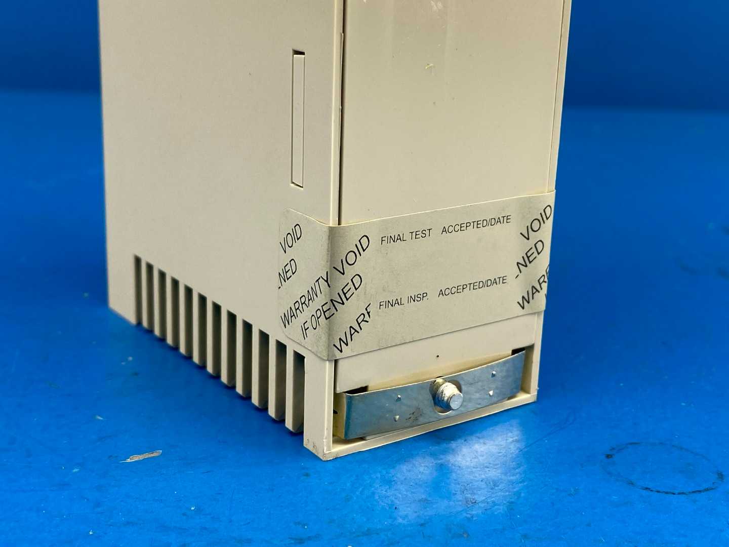 Schneider Electric 140DRA84000 Relay Output Module Modicon Quantum 16-Point 240VAC 2A