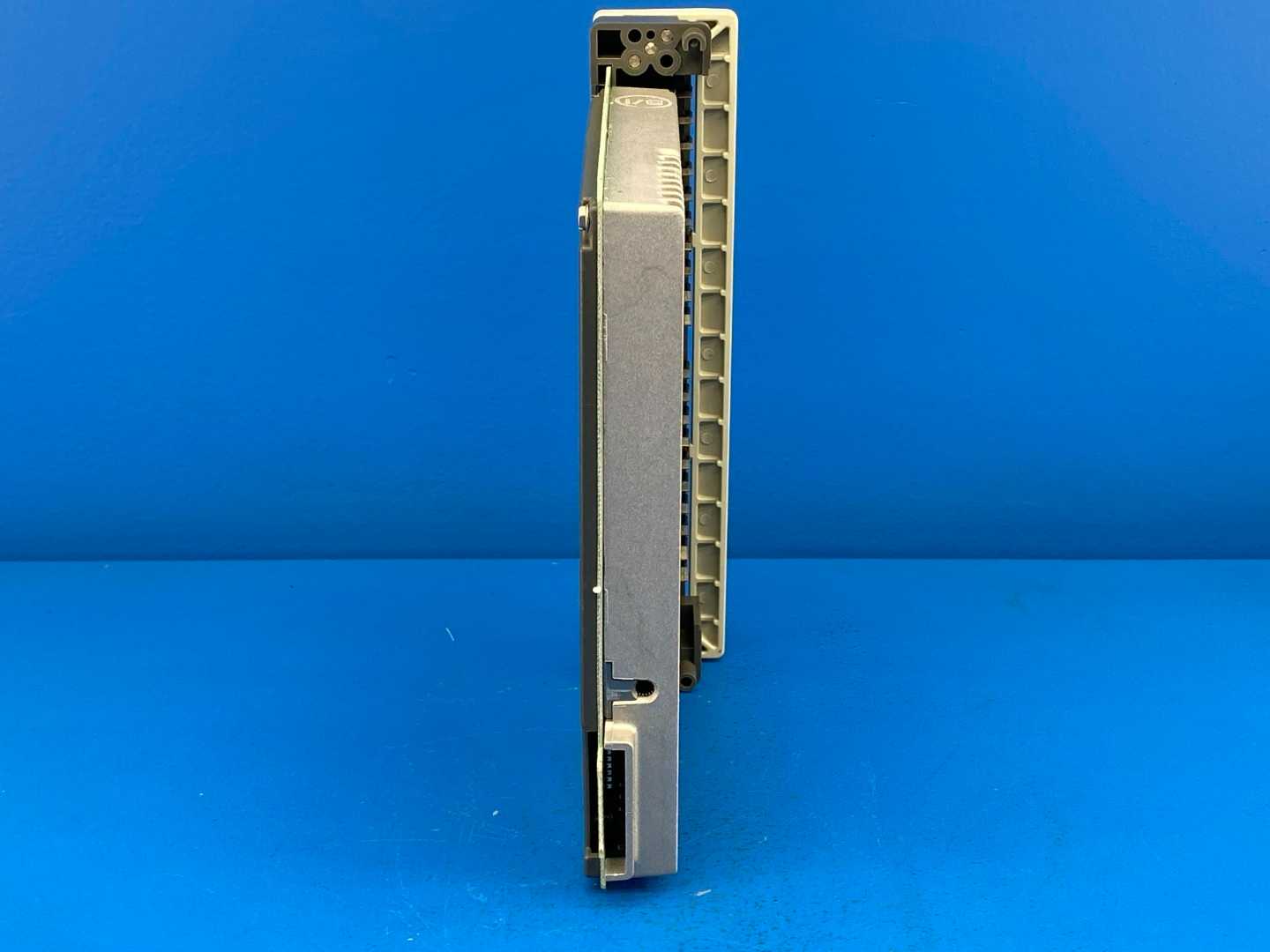 AEG Modicon AS-B833-016 24 VDC, 16 Inputs, True-Logic Input Module