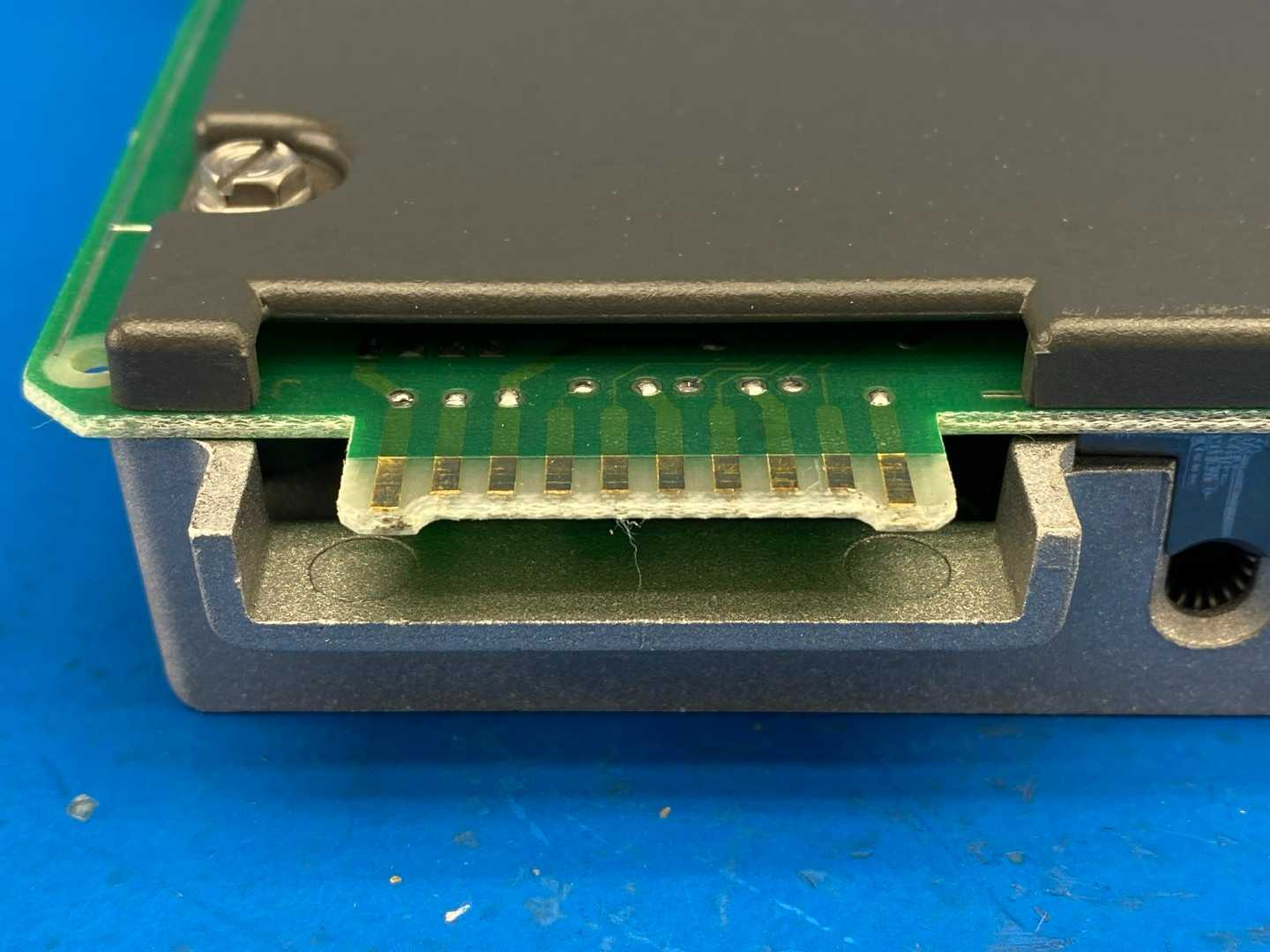 AEG Modicon AS-B833-016 24 VDC, 16 Inputs, True-Logic Input Module
