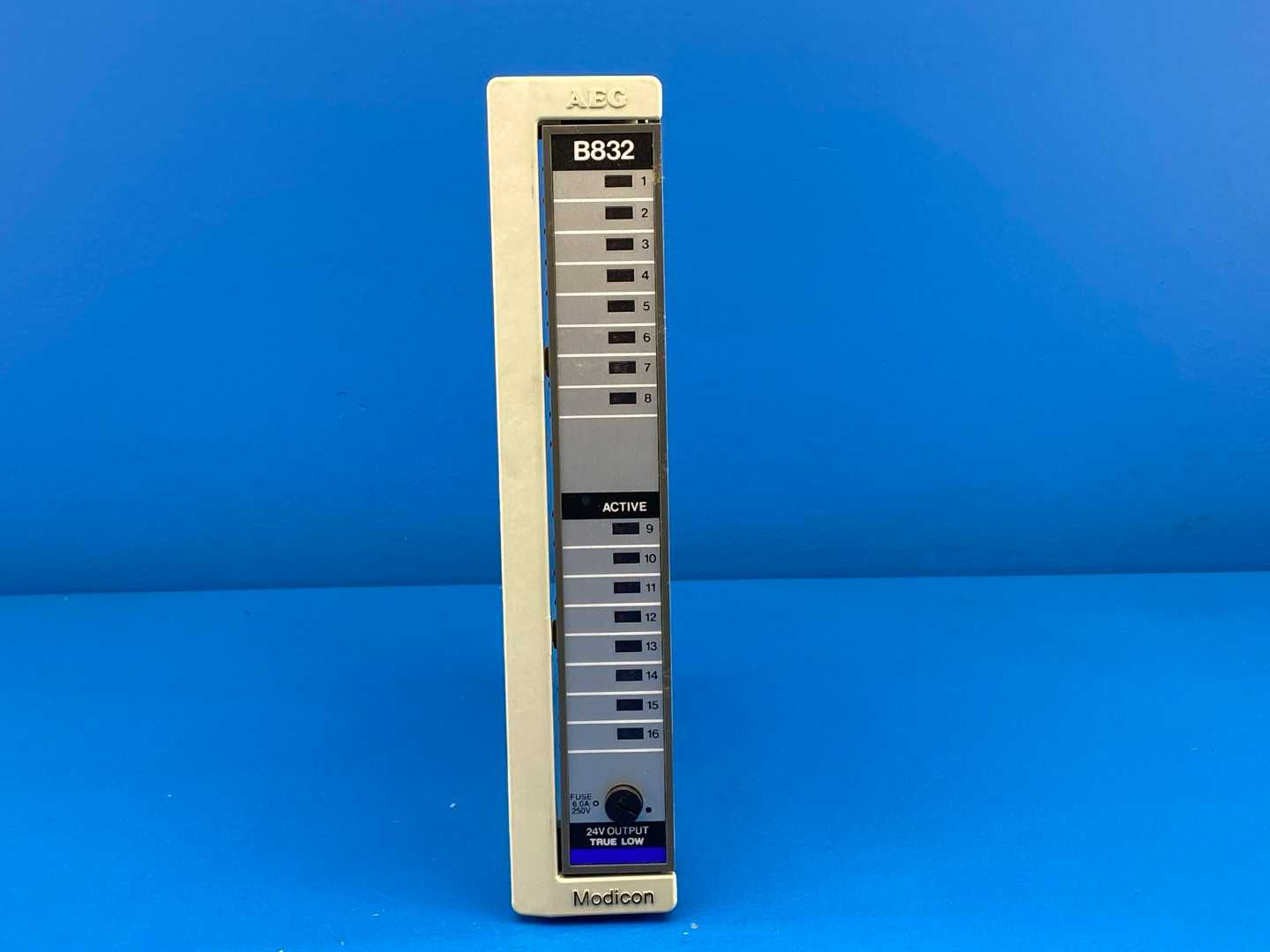 AEG Modicon, AS-B832-016 Discrete I/O Output module