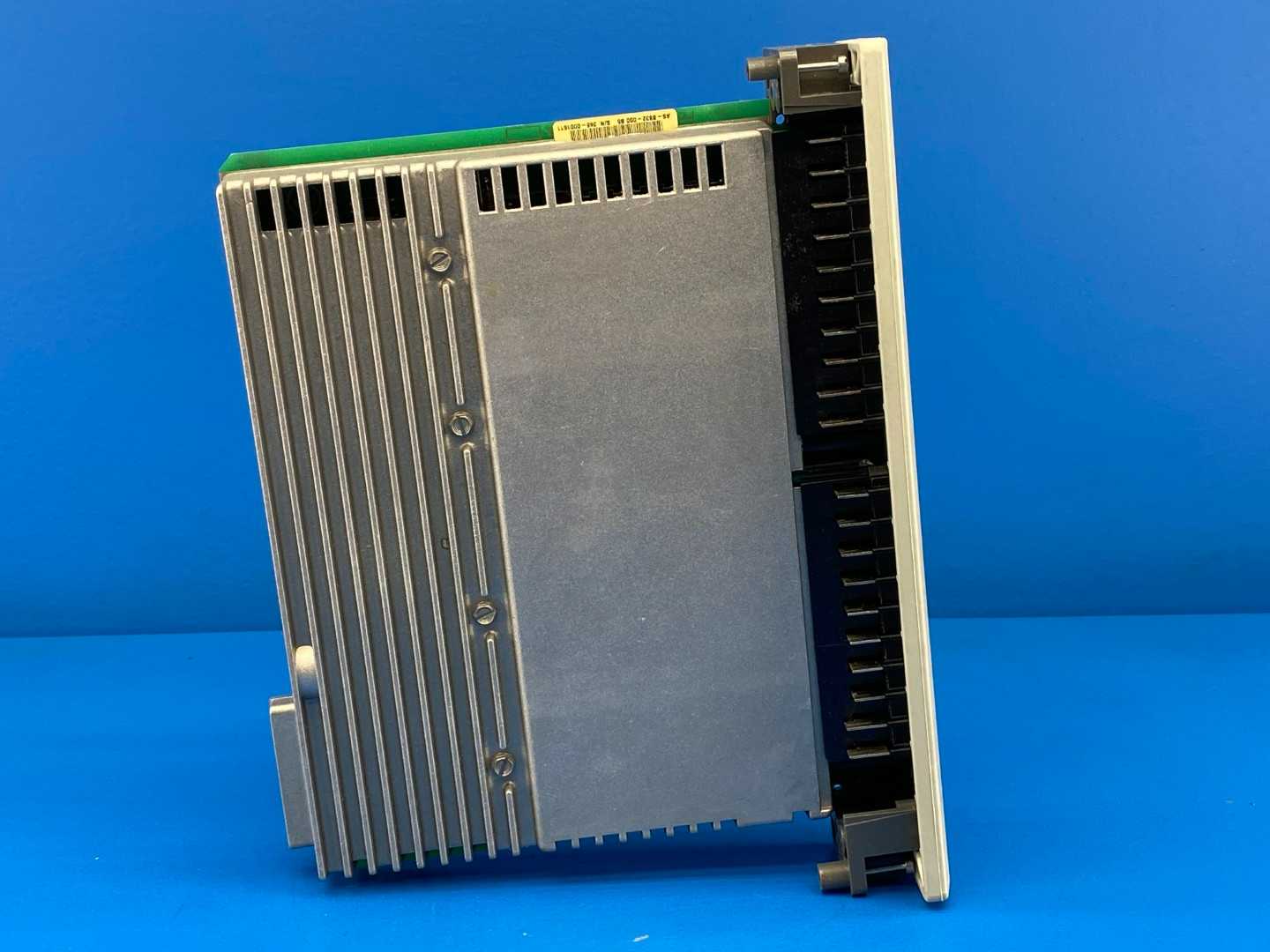 AEG Modicon, AS-B832-016 Discrete I/O Output module