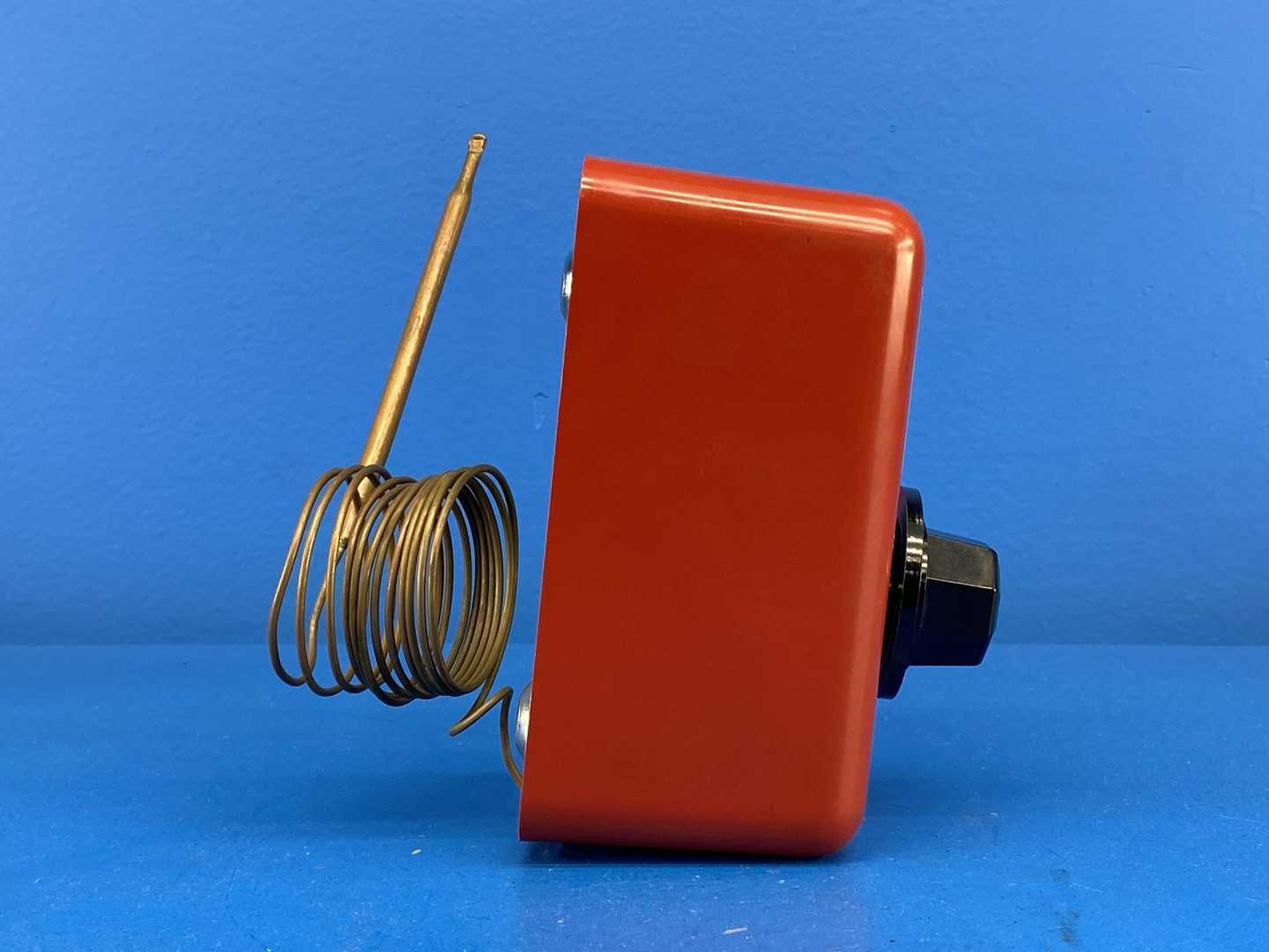 Chromalox AR-214 Temperature Control 277VAC 30A 60-250F Range