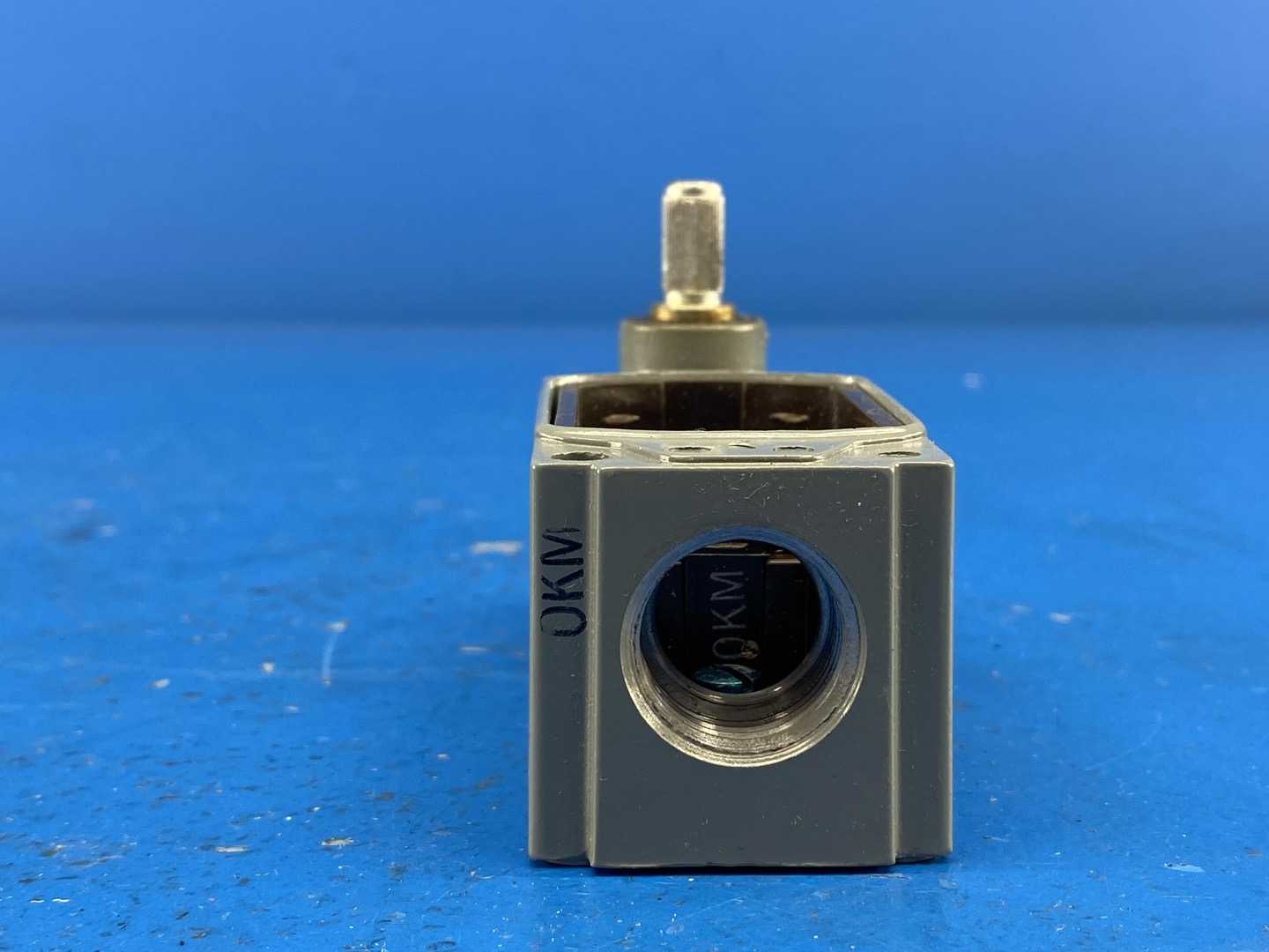 Allen-Bradley 802T-A, 30mm Push Button, 1NO/1NC Contact Configuration, IP66 Enclosure Rating