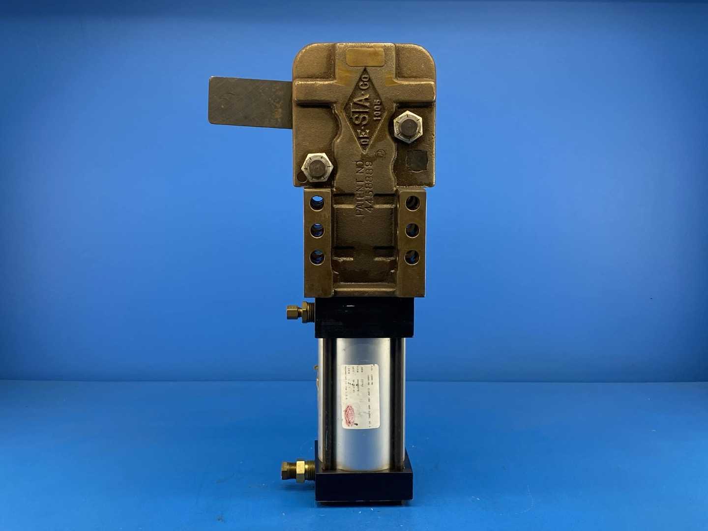 DESTACO 1000-MR Pneumatic Heavy Duty Power Clamp