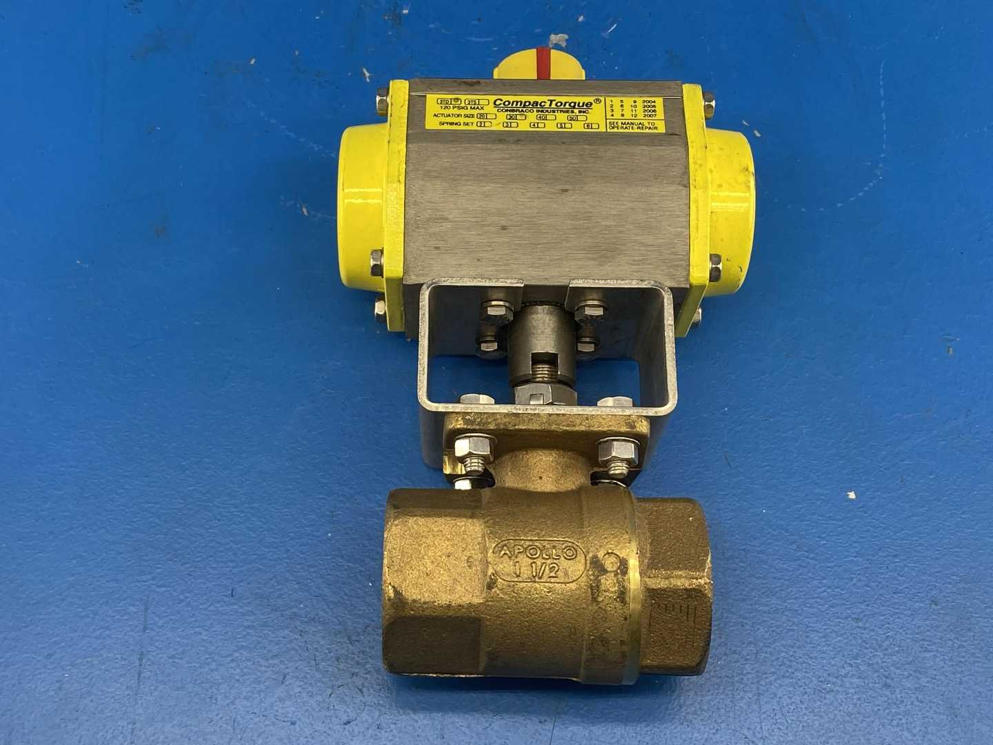 Conbraco Compac Torque Actuator 3TD-030-00 125PSIG MAX w/ Apollo 1 ½”  Ball Valve