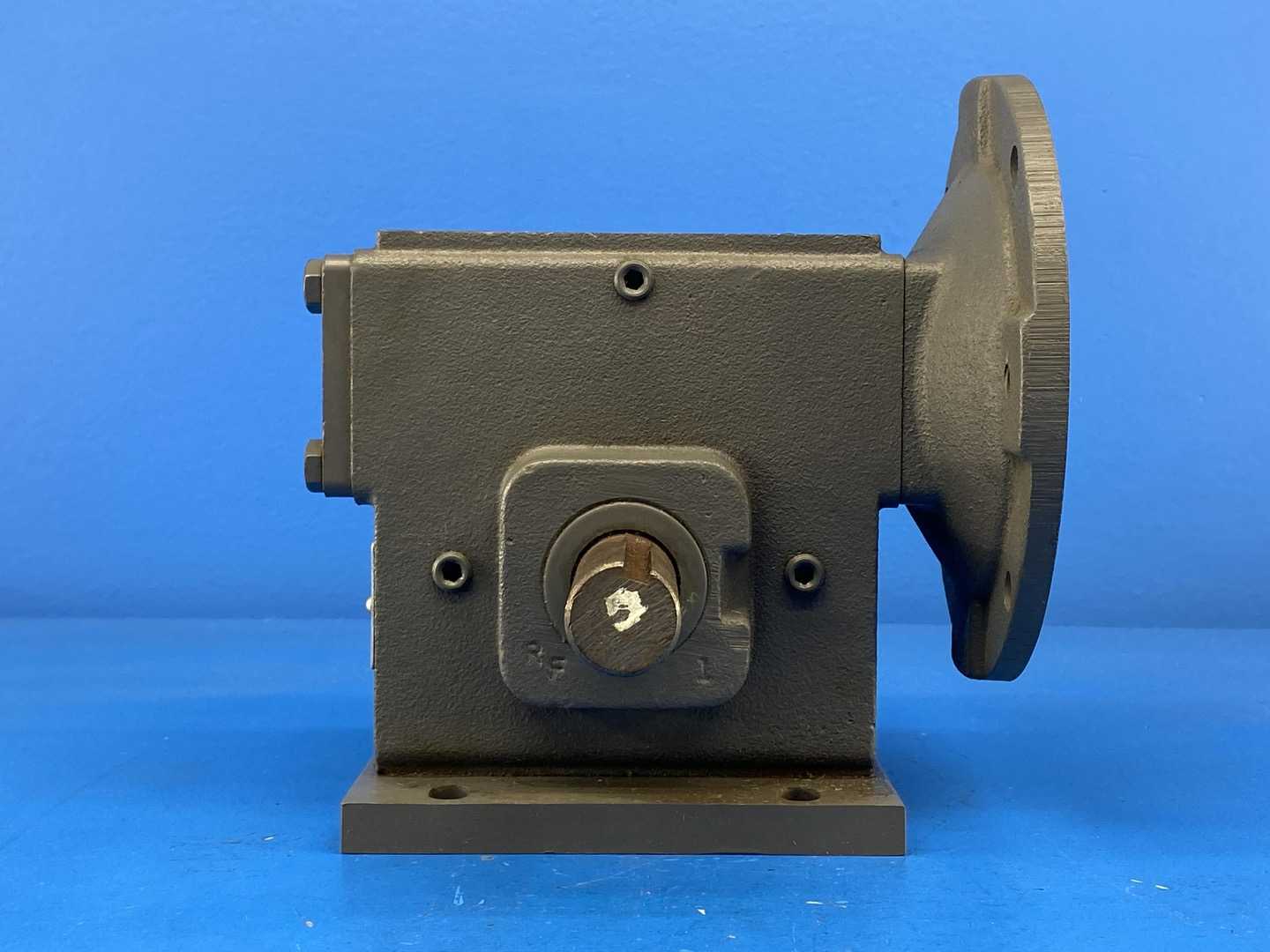 61HP, Winsmith 920MWT Type SE Speed Reducer, 1750RPM, Ratio 40, Mobil Lube AGMA 8