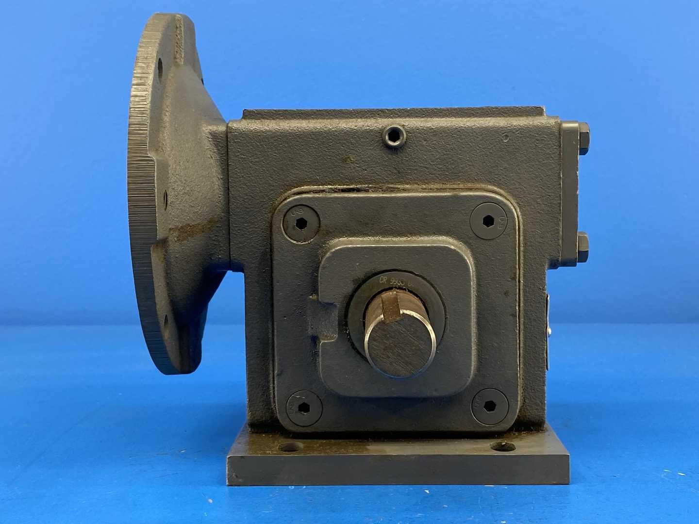 61HP, Winsmith 920MWT Type SE Speed Reducer, 1750RPM, Ratio 40, Mobil Lube AGMA 8