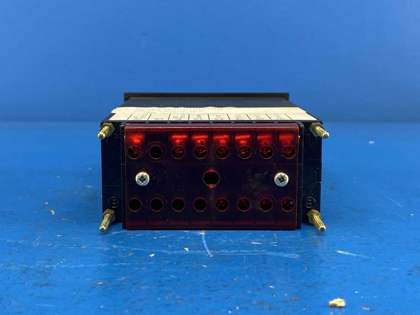 Crompton 262-DGBU-LSTM-C6-PQ-02 PANEL METER