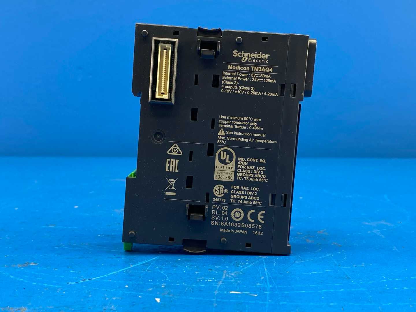 Schneider Electric TM3AQ4 Analog Output Module