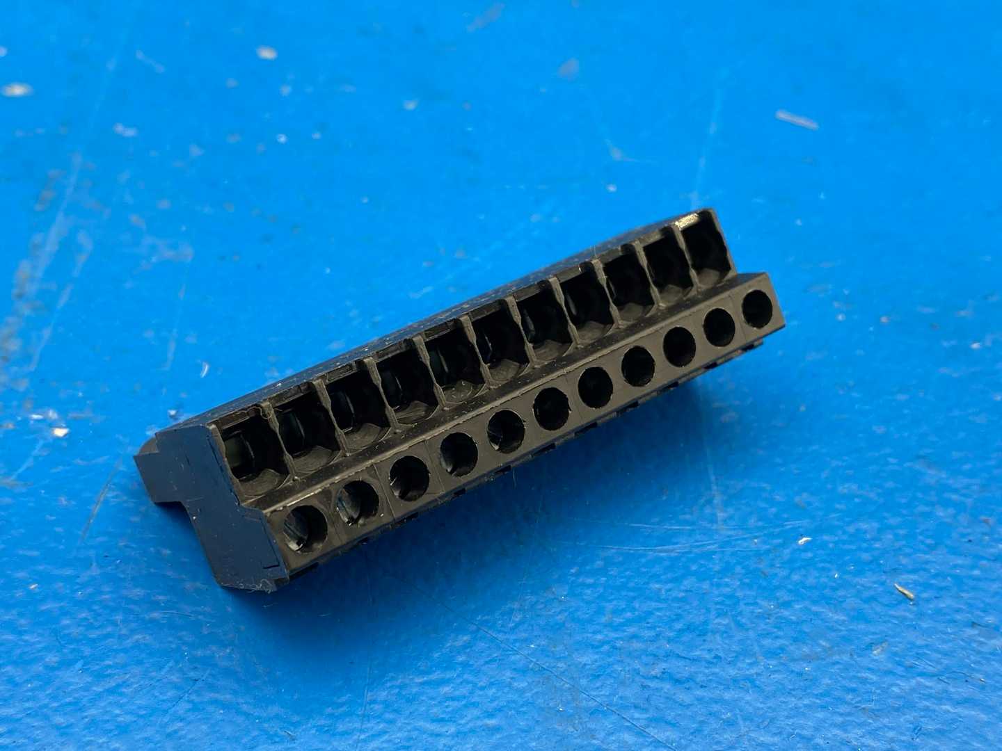 Schneider Electric TM3AQ4 Analog Output Module