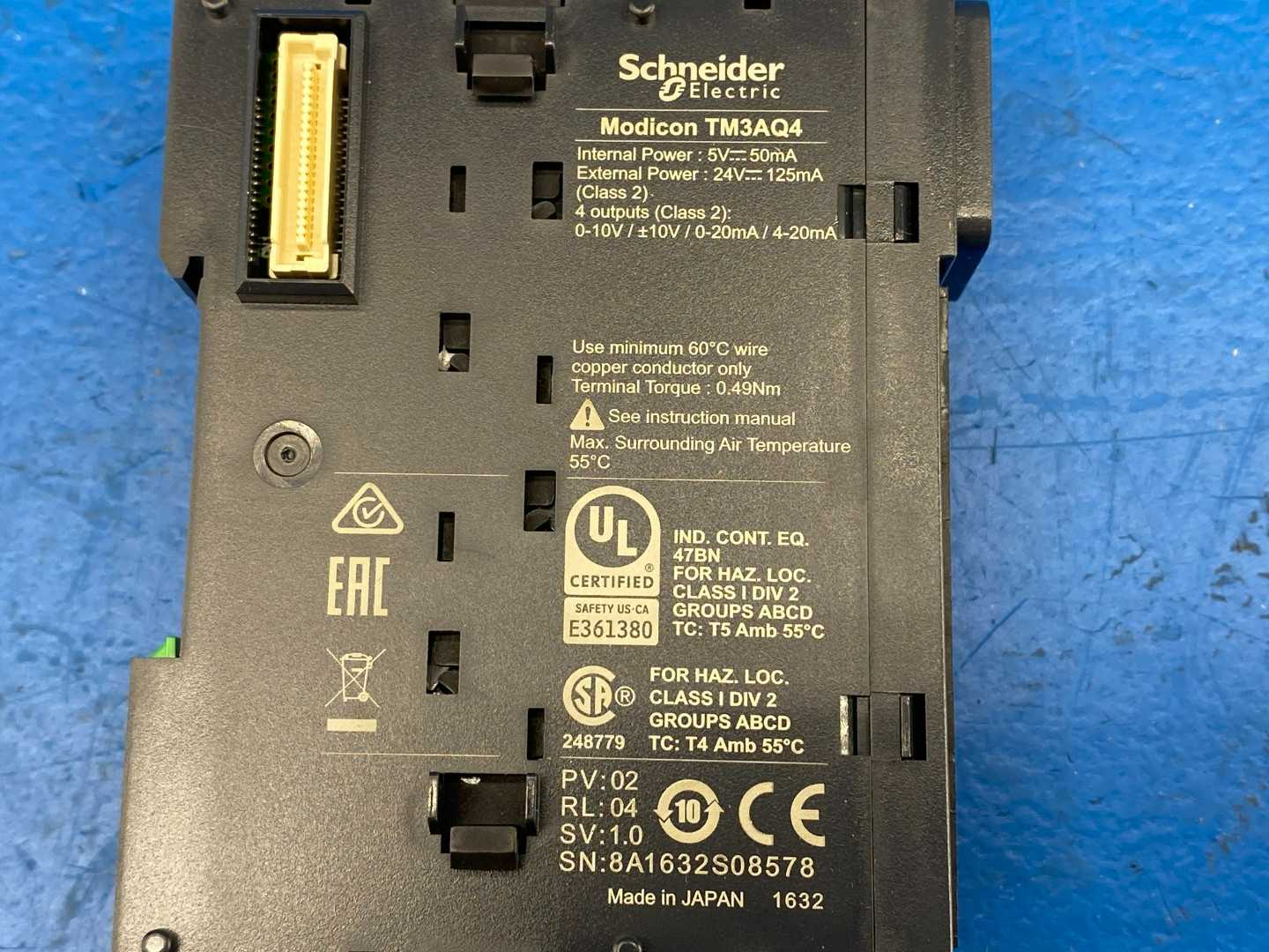 Schneider Electric TM3AQ4 Analog Output Module