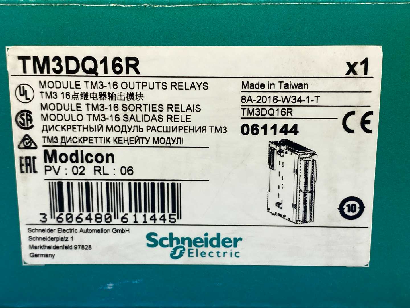 Schneider Electric TM3DQ16R Relay Output Module