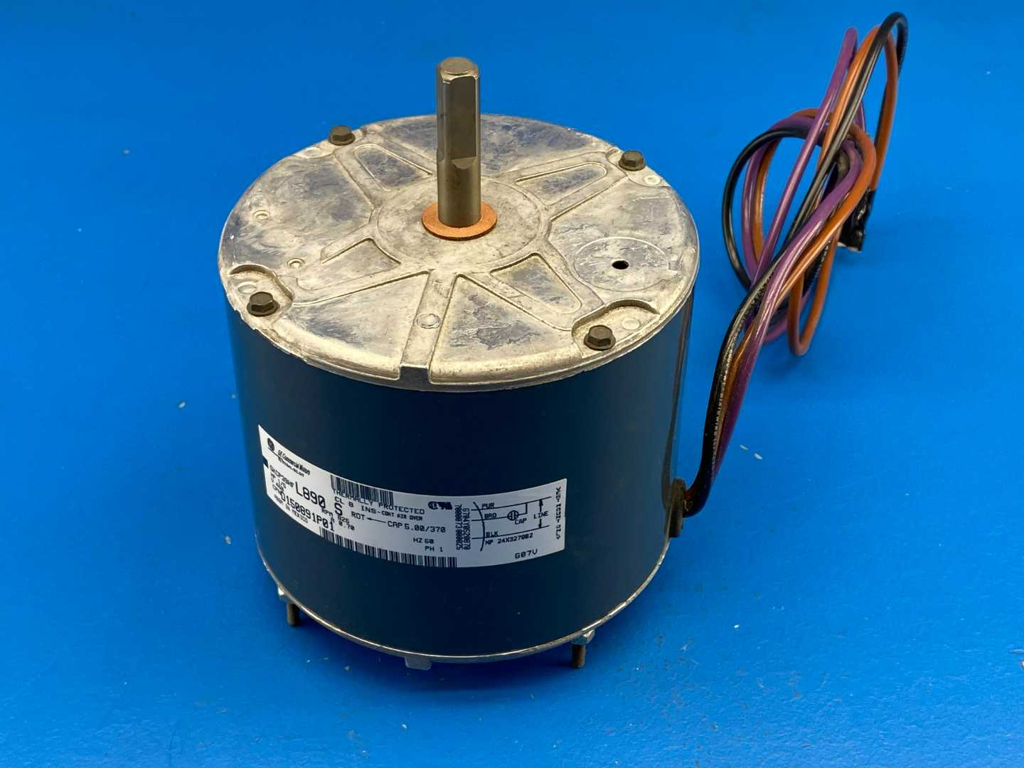 1/5HP, 460V 1Ph 0.70 Amp 825RPM General Electric MOT07622 (5KCP39HFL890S / X70370327010) Permanent Split Capacitor Motor