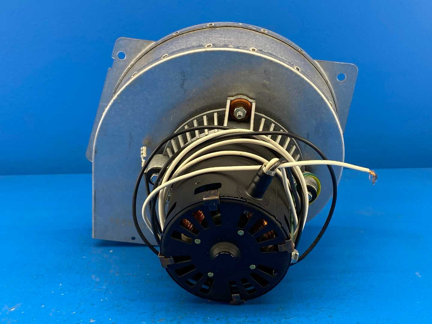 Fasco Industries No. 70218983 Type U21B Furnace Exhaust Draft Inducer Motor 115V 1.3A 3000RPM