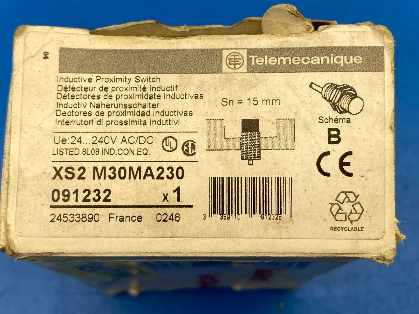 Telemecanique XS2 M30MA230, Inductive Proximity Switch, M30, 230V AC, Metal Housing, PNP Output