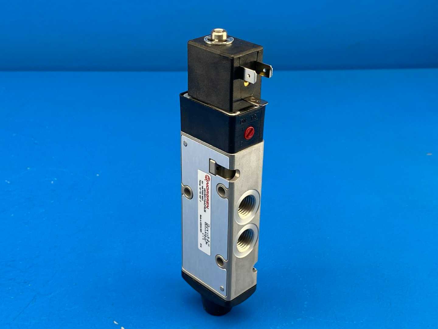 Norgren V61R517AA218JB Pneumatic Directional Control Valve, 5/2 Way, 145 PSIG Max, 110/120V Coil, IP65