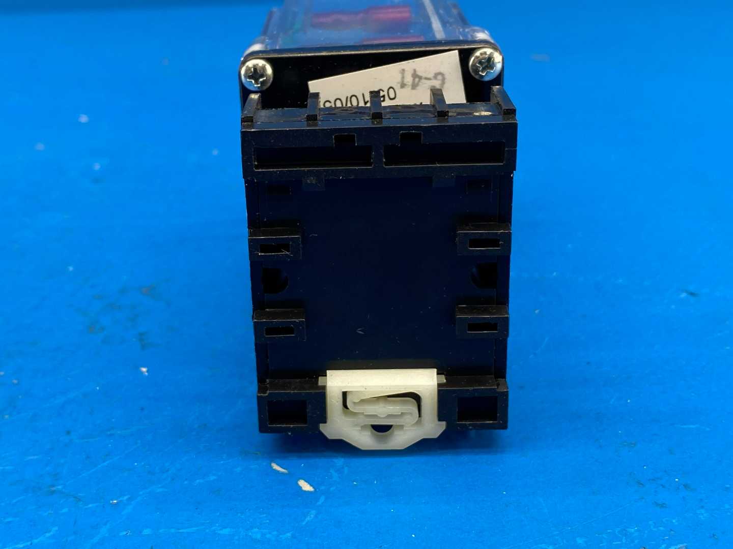 Warrick Controls 16MC1B0 Liquid Level Control Relay 26K Ohms 16M W/ 8 PIN DIN MT SOCKET 120V