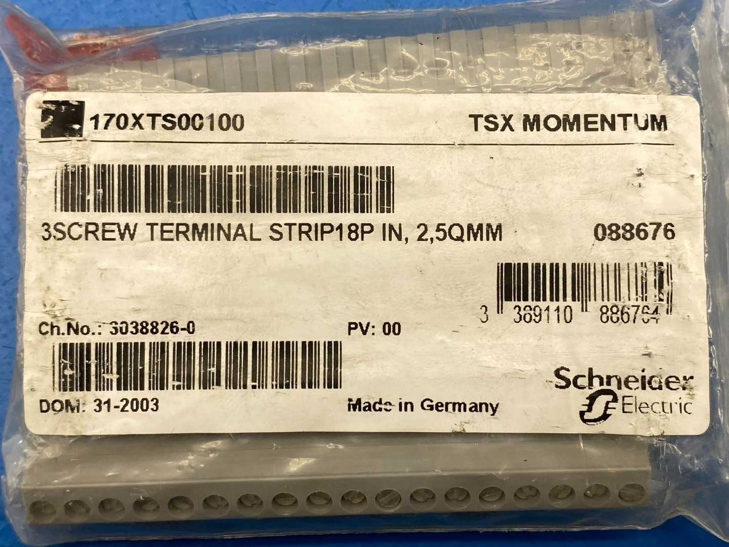 Schneider Electric 170XTS00100, 100A , 3-Phase Contactor, Control Voltage 24V AC/DC