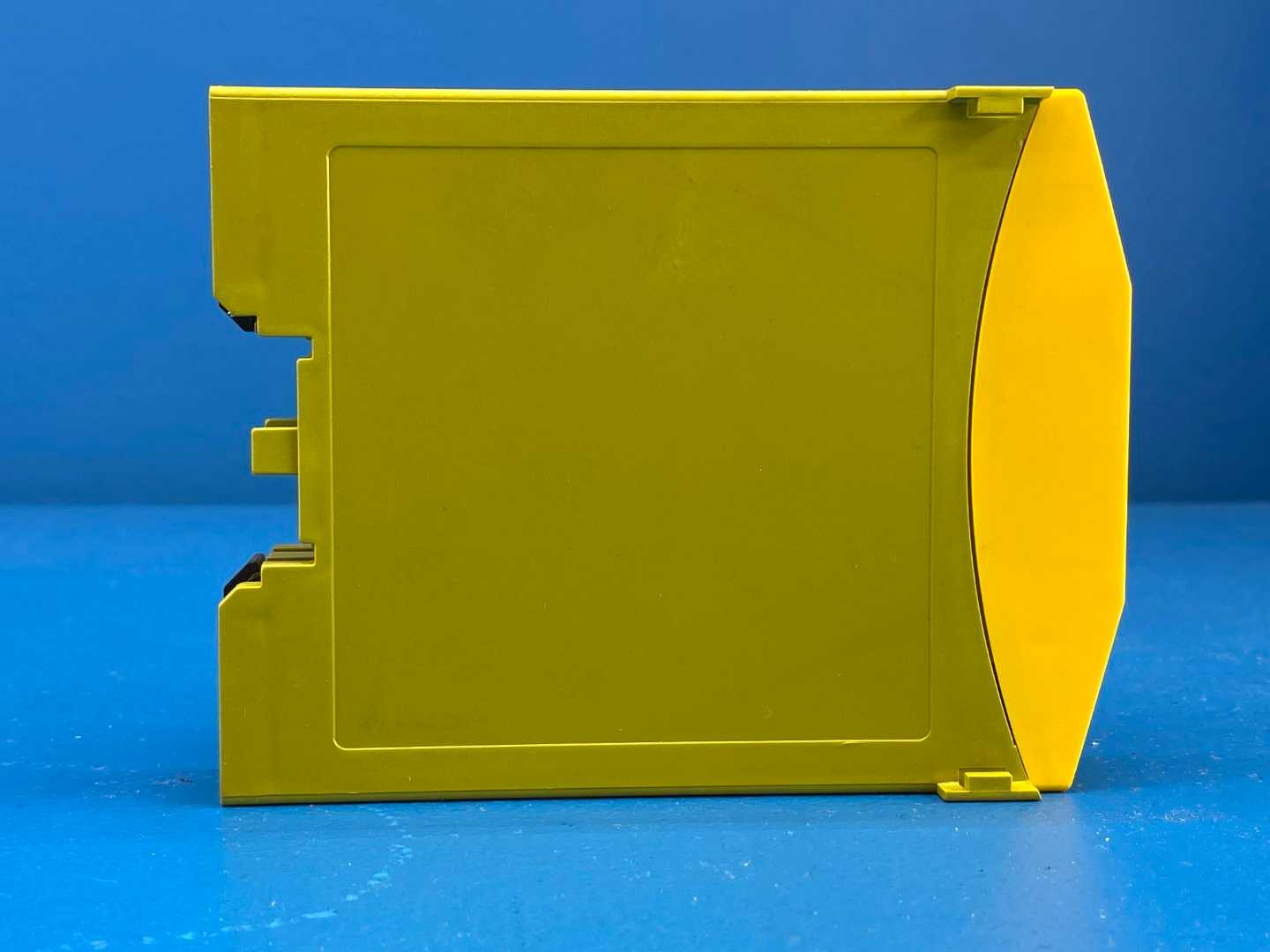 Pilz PNOZ mi1p 24Vdc/8Ma Expansion Module 8 Inputs 773400