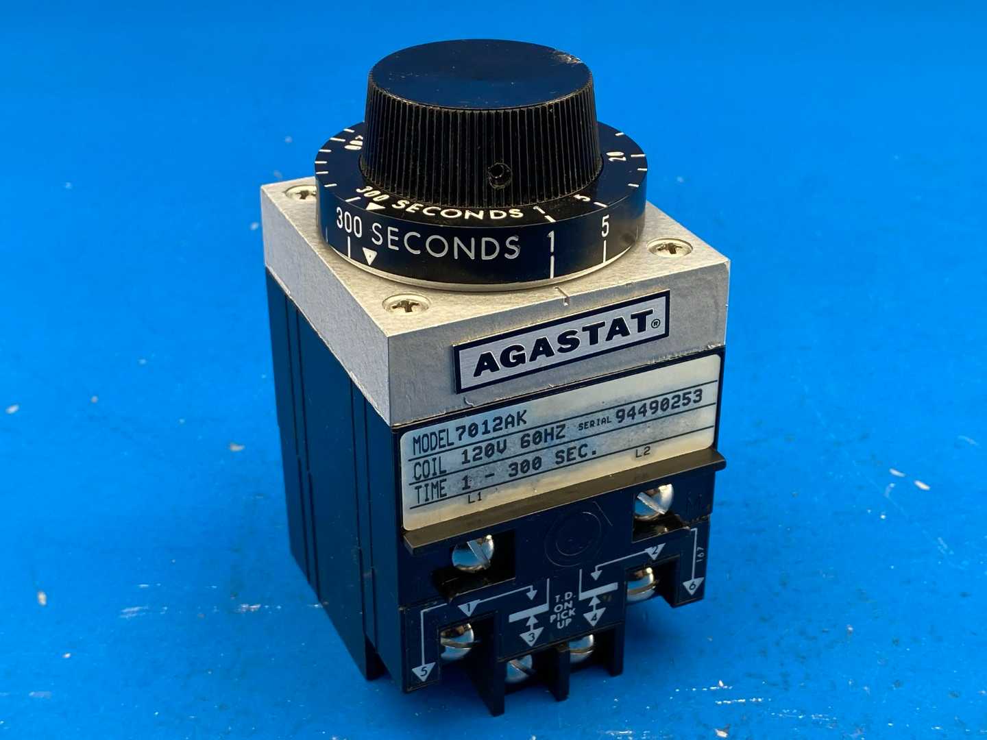 AGASTAT 7012AK Timing Relay 1-300 Seconds 120V