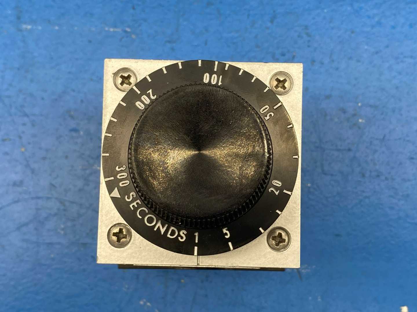 AGASTAT 7012AK Timing Relay 1-300 Seconds 120V