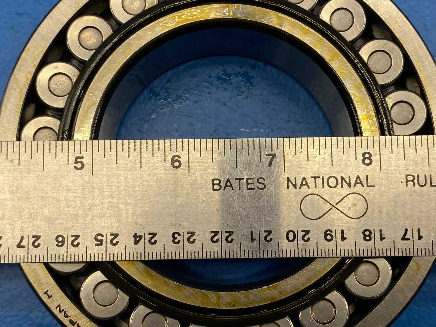 NSK Bearings 22214EAE4C3 309 Spherical Roller Bearing 70x125x31mm
