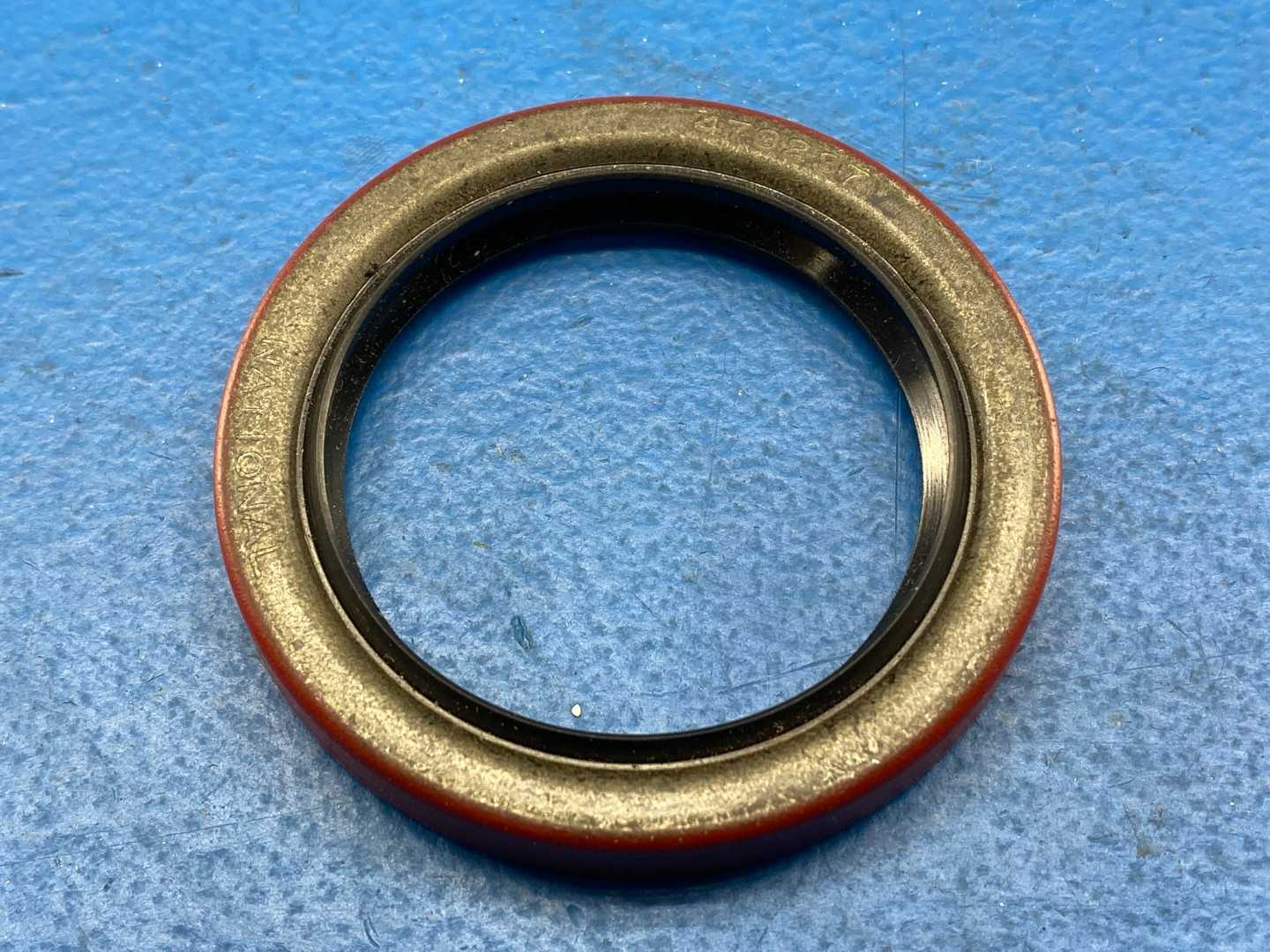 National Oil Seals 450177, 1.250x 2. 105 x .468