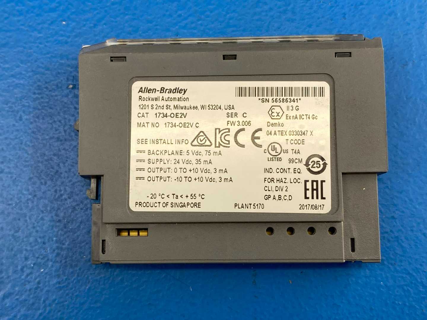 Allen-Bradley 1734-0E2V Point Analog Output Module