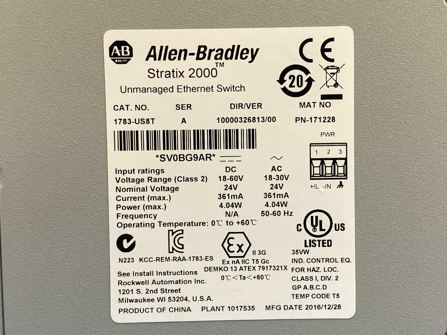 Allen-Bradley 1783-US8T, Stratix 2000 Unmanaged Ethernet Switch Series A DIR/VER 10000326813/00