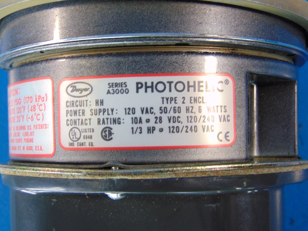 Dwyer Photohelic A3000 Series Gauge Type 2