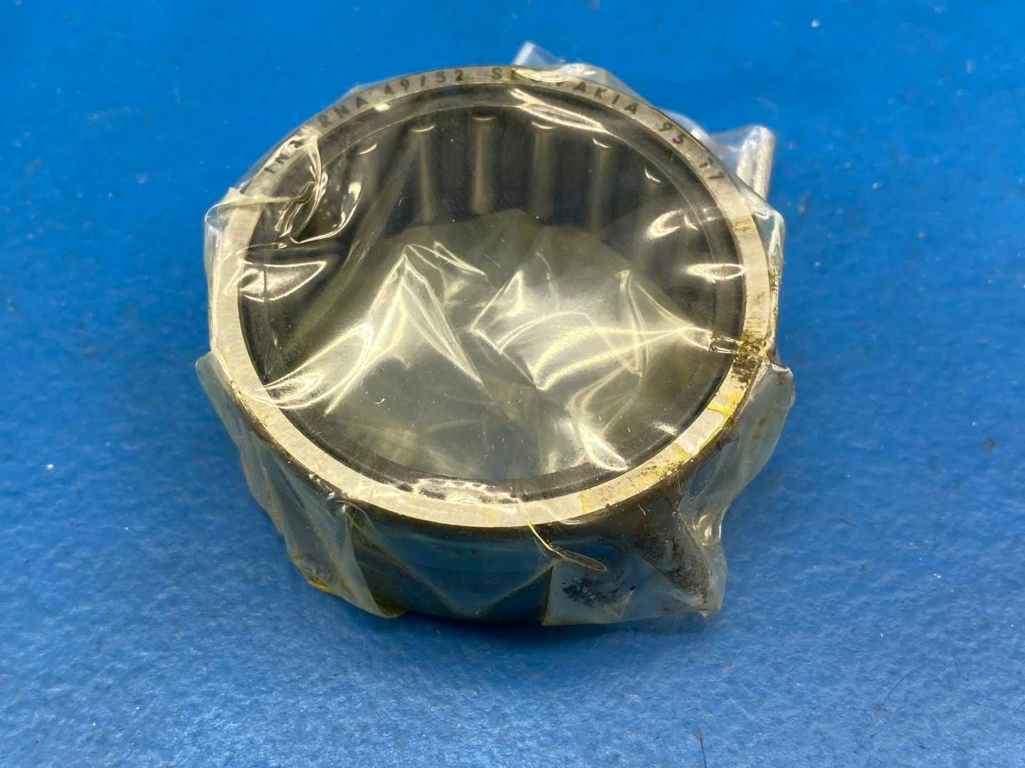 INA RNA49/32 (679925) Needle Roller Bearing (No Inner Ring) 1.57" Bore x 2.05" O.D  x 0.79" Width (40mm x 52mm x 20mm)