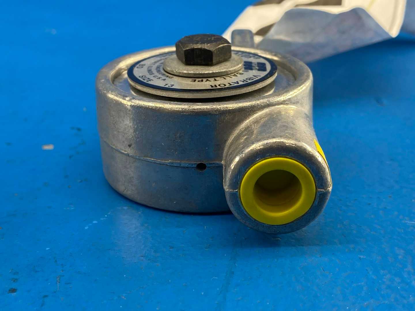 Martin Engineering 10447, Model BD Size 13 Aluminum Vibrolator BD Seires Ball Vibrator