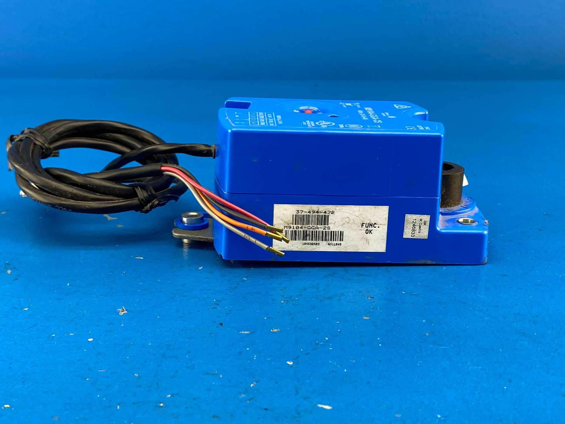 Johnson Controls M9104-GGA-2S Electric Actuator, 24V AC/DC, 4Nm (35 in-lb), 50/60Hz, 2.9VA