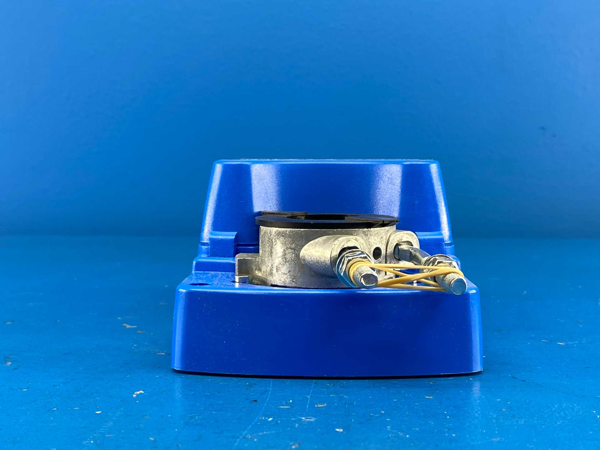 Johnson Controls M9108-AGA-2 Proportional Electric Non-spring Return Actuators