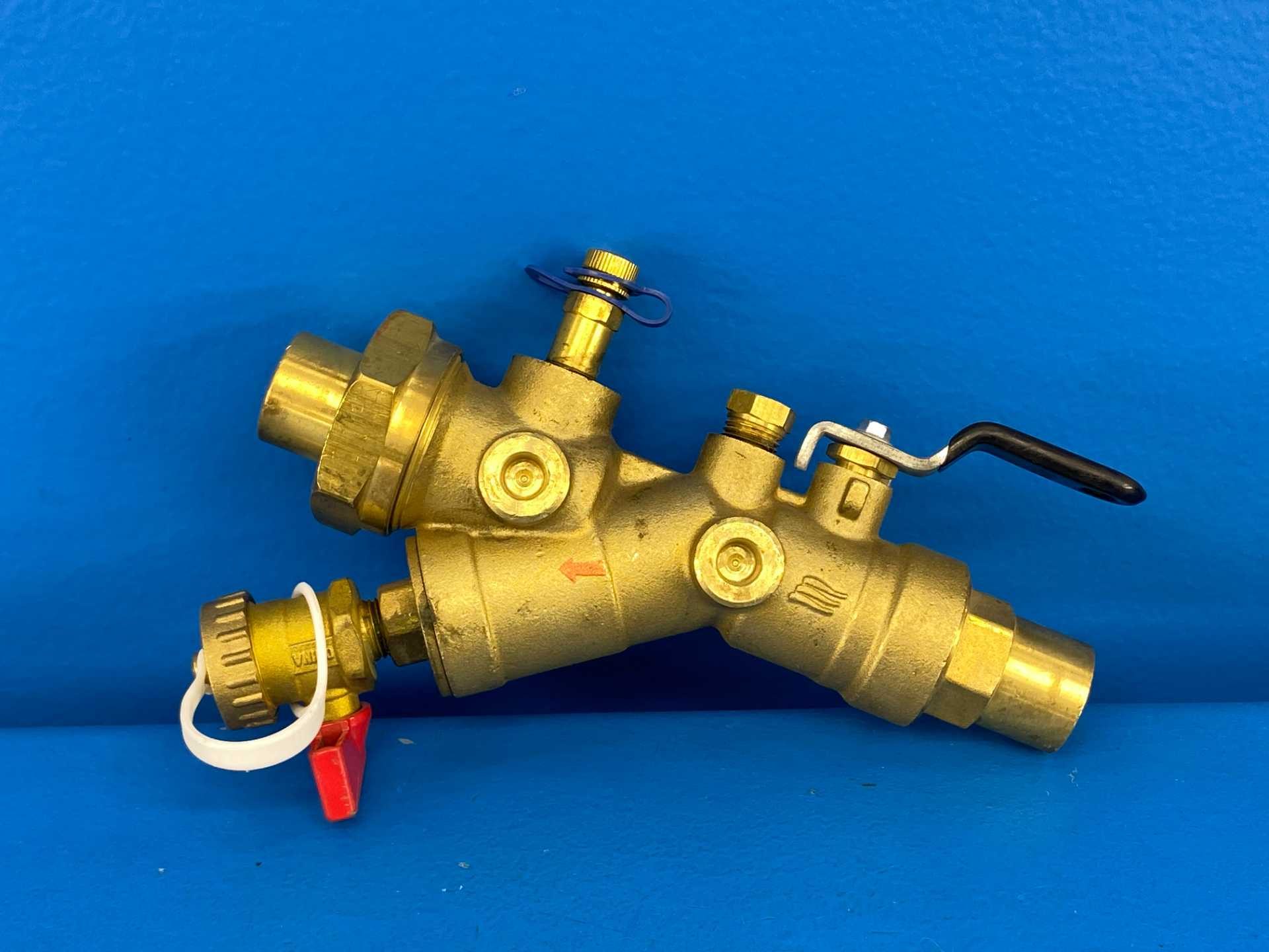 IMI Hydronics YCSBS-075S-075S-PT1-PL2,HN3, 3/4"S x 3/4"S, Koilpak Y-Strainer Ball Valve 400WOG | PN25 (Black Handle)