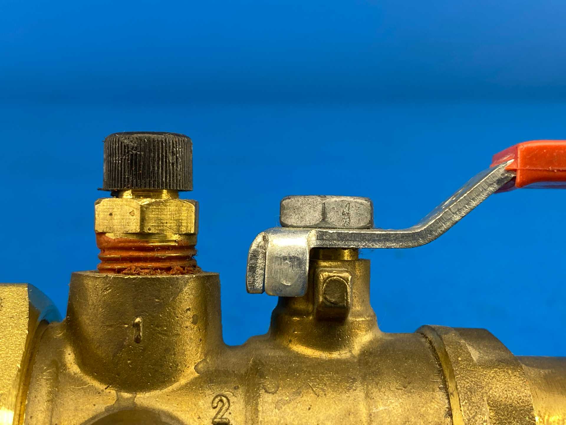 Nexus Hydronics Ultra X, UX-100-S-050M-PGG, 1" STD x 1/2" M, Ball Valve