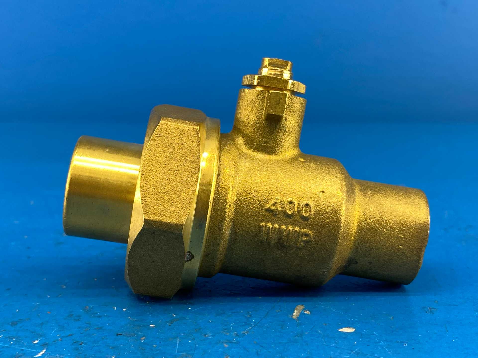 IMI Hydronics UBM0075S, 3/4" x 3/4" Compact Shut-off Ball Valve, Sweat, 400WWP, 600PSIG at 250°F (No Handle)